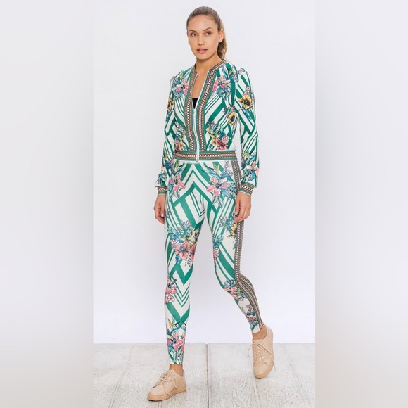 Jealous Tomato Pants - Jealous Tomato Women’s 2 piece track suit size Large